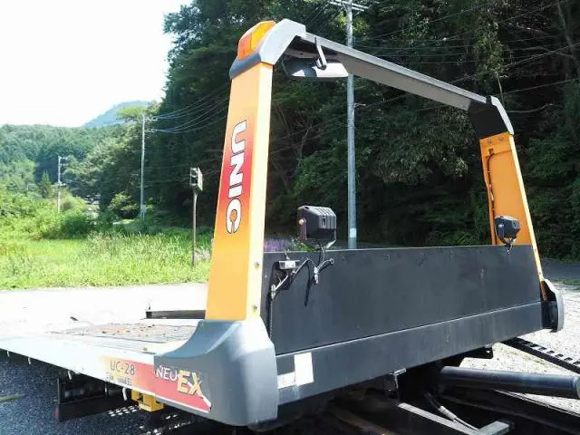 いすゞ エルフ TRG-NPR85AN(2WD)の写真16