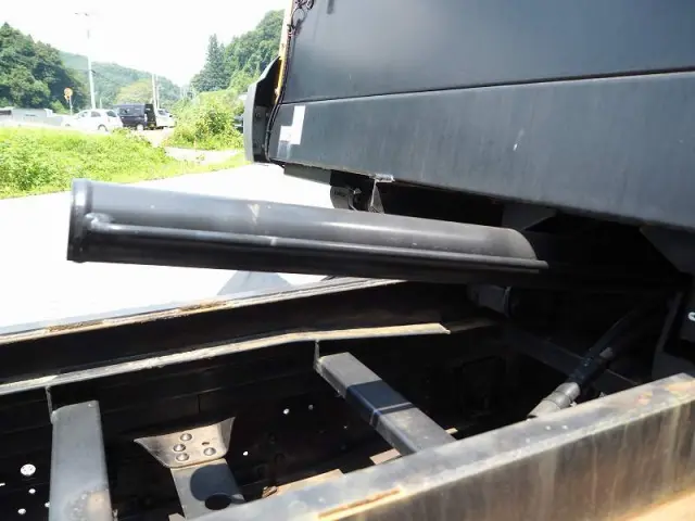 いすゞ エルフ TRG-NPR85AN(2WD)の写真30