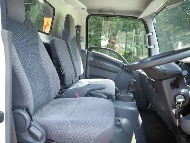 いすゞ エルフ TRG-NPR85AN(2WD)の写真41