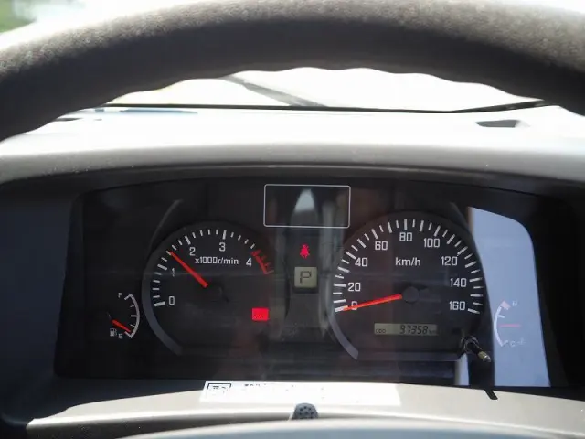 いすゞ エルフ TRG-NPR85AN(2WD)の写真47