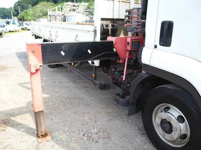 いすゞ フォワード PKG-FRR90S2(2WD)の写真9