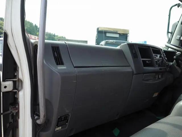いすゞ フォワード PKG-FRR90S2(2WD)の写真44
