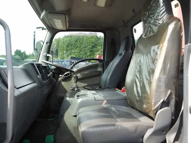 いすゞ フォワード PKG-FRR90S2(2WD)の写真45