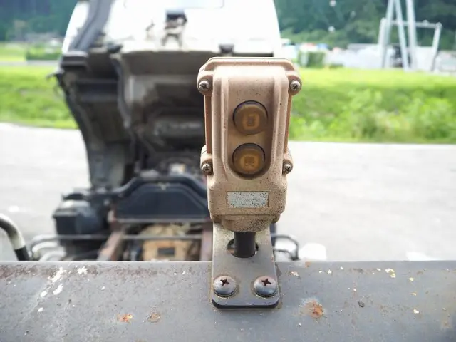 いすゞ フォワード PJ-FSR34H4(6x2)の写真29