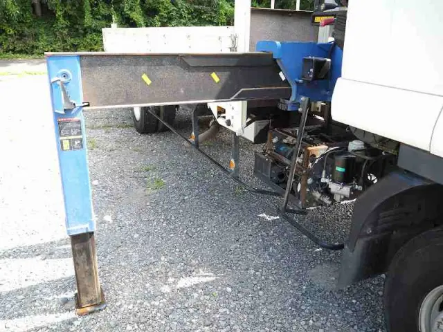 いすゞ フォワード PKG-FRR90S1(2WD)の写真9