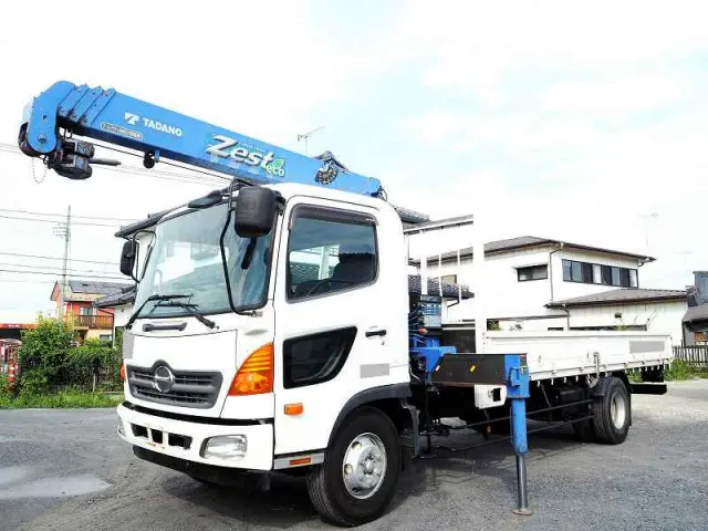 日野 レンジャー TKG-FC9JKAP(2WD)の写真1