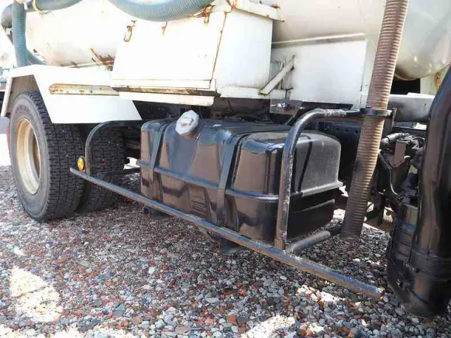 いすゞ エルフ SKG-NPR85YN(2WD)の写真13