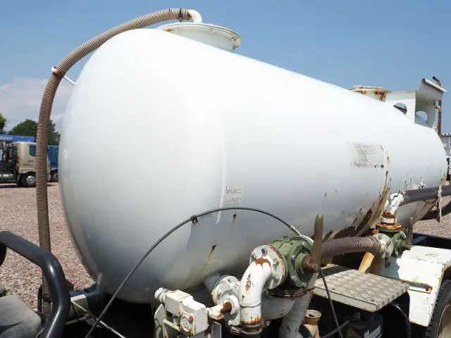 いすゞ エルフ SKG-NPR85YN(2WD)の写真27