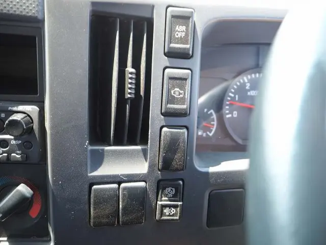 いすゞ エルフ SKG-NPR85YN(2WD)の写真44