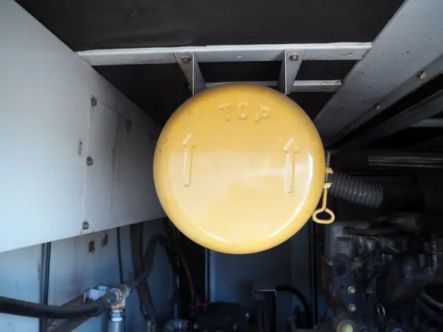 三菱 キャンター KK-FE83ECX(2WD)の写真16