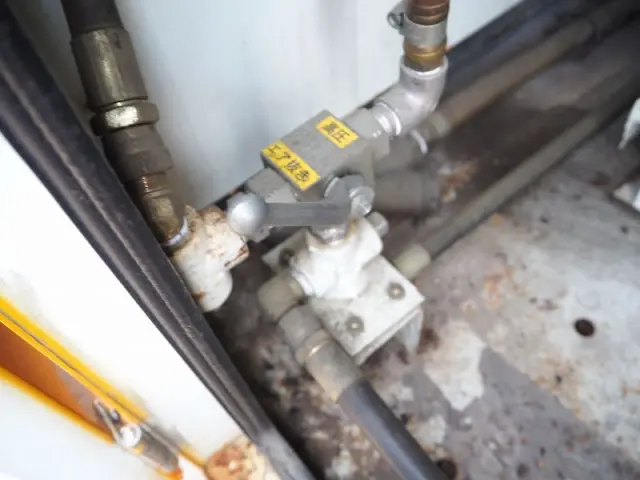 三菱 キャンター KK-FE83ECX(2WD)の写真20