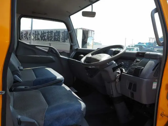 三菱 キャンター KK-FE83ECX(2WD)の写真48