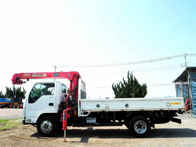 いすゞ エルフ TPG-NKR85R(2WD)の写真2