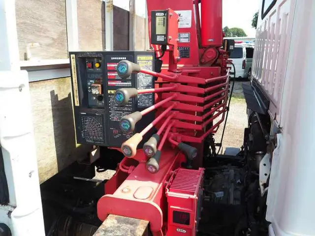 いすゞ エルフ TPG-NKR85R(2WD)の写真10