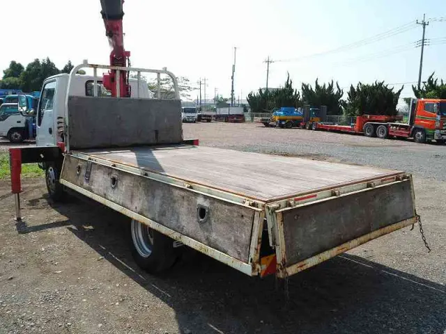 いすゞ エルフ TPG-NKR85R(2WD)の写真22