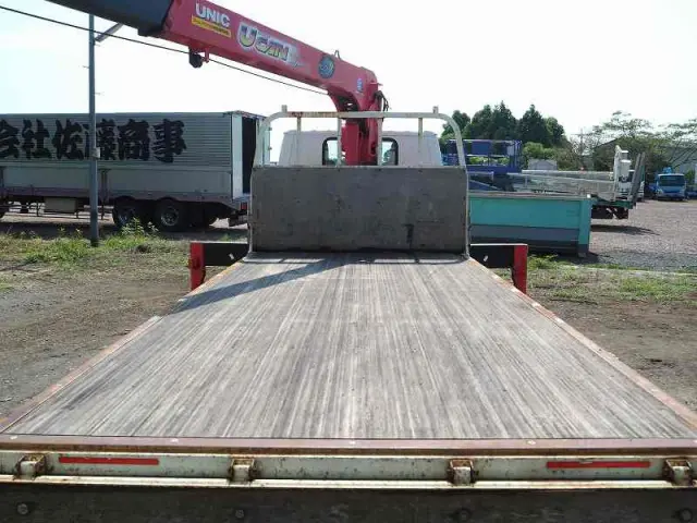 いすゞ エルフ TPG-NKR85R(2WD)の写真23