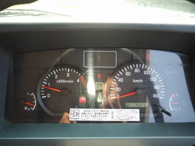 いすゞ エルフ TPG-NKR85R(2WD)の写真49