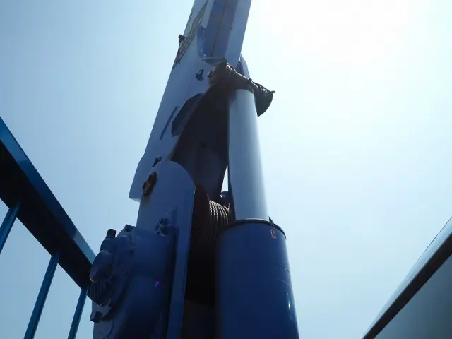 いすゞ フォワード TKG-FRR90S2(2WD)の写真12