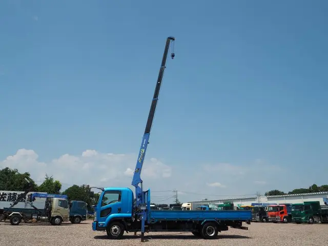 いすゞ フォワード TKG-FRR90S2(2WD)の写真15