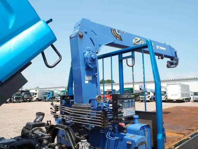 いすゞ フォワード TKG-FRR90S2(2WD)の写真42