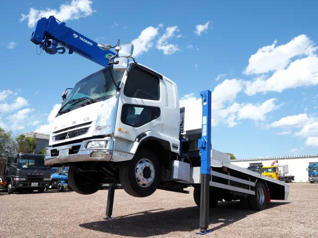 三菱 ファイター PDG-FK62FZ(2WD)の写真1