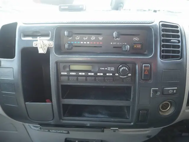 日野 デュトロ BDG-XZU304E(2WD)の写真48