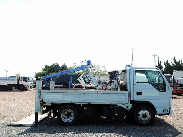 いすゞ エルフ BDG-NKS85AN(2WD)の写真5