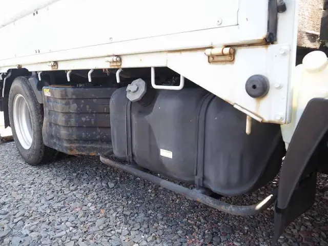 いすゞ エルフ BDG-NKS85AN(2WD)の写真11