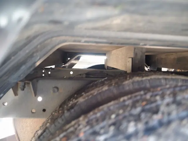 いすゞ エルフ BDG-NKS85AN(2WD)の写真15