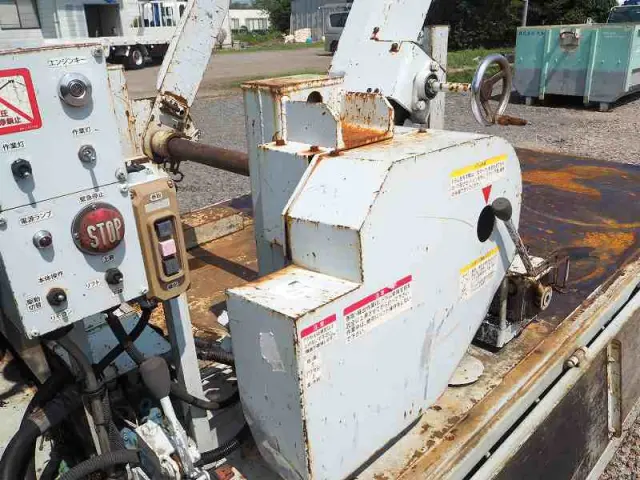 いすゞ エルフ BDG-NKS85AN(2WD)の写真29