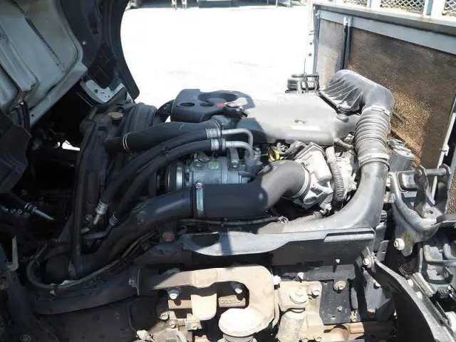 いすゞ エルフ BDG-NKS85AN(2WD)の写真38