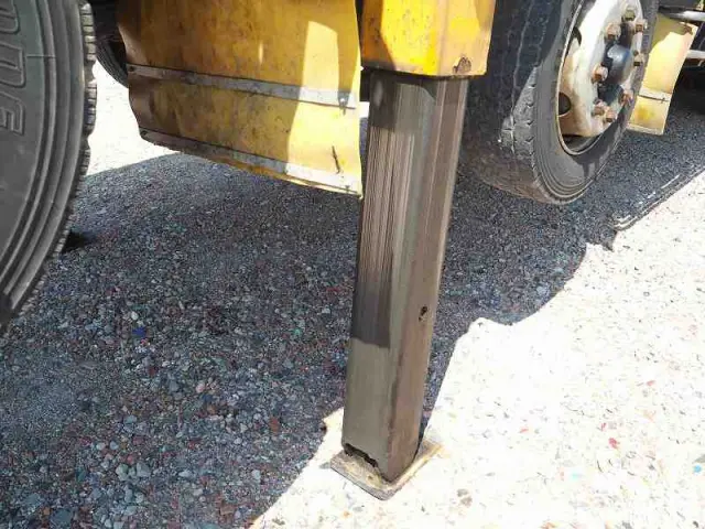 いすゞ ギガ LKG-CYH77A(8x4)の写真12