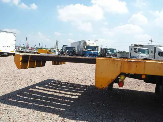 いすゞ ギガ LKG-CYH77A(8x4)の写真19