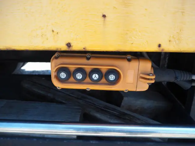 いすゞ ギガ LKG-CYH77A(8x4)の写真29