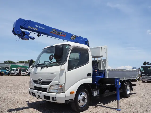 日野 デュトロ TKG-XZU695M(4WD)の写真9