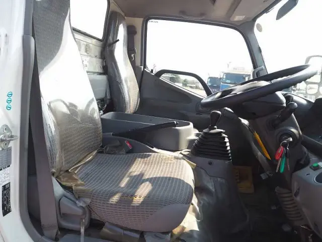 日野 デュトロ TKG-XZU695M(4WD)の写真36