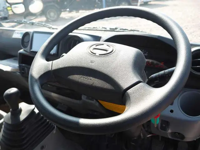 日野 デュトロ TKG-XZU695M(4WD)の写真38