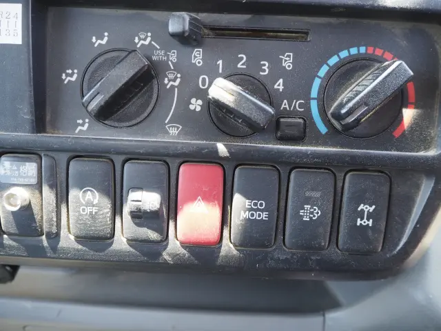日野 デュトロ TKG-XZU695M(4WD)の写真48