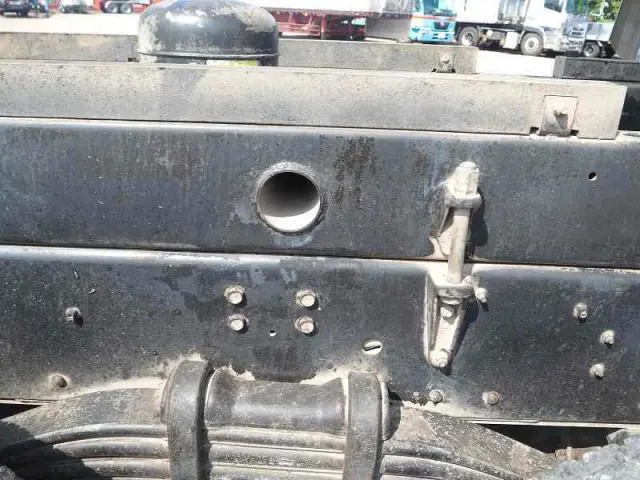 いすゞ ギガ QKG-CXZ77AT(6x4)の写真29