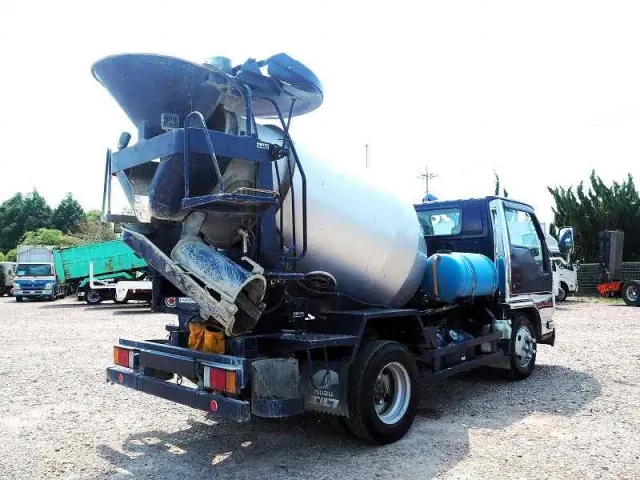 いすゞ エルフ TPG-NKR85N(2WD)の写真5