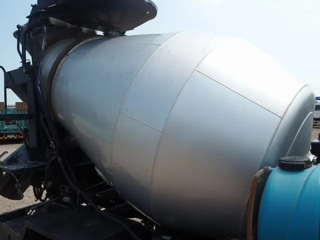 いすゞ エルフ TPG-NKR85N(2WD)の写真13