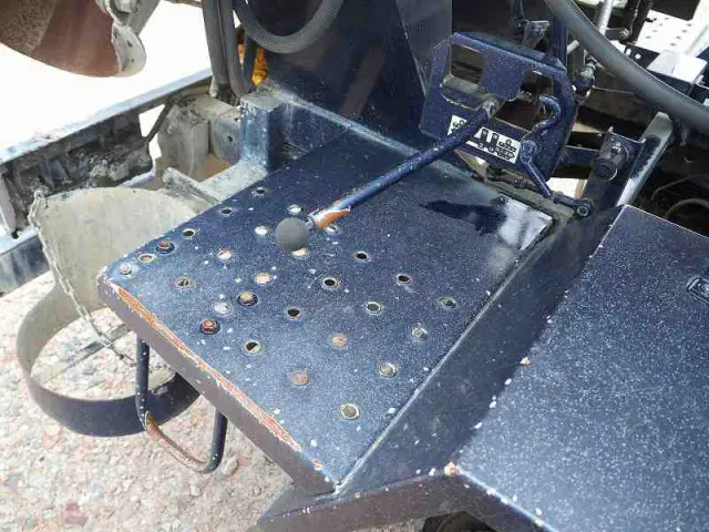 いすゞ エルフ TPG-NKR85N(2WD)の写真17