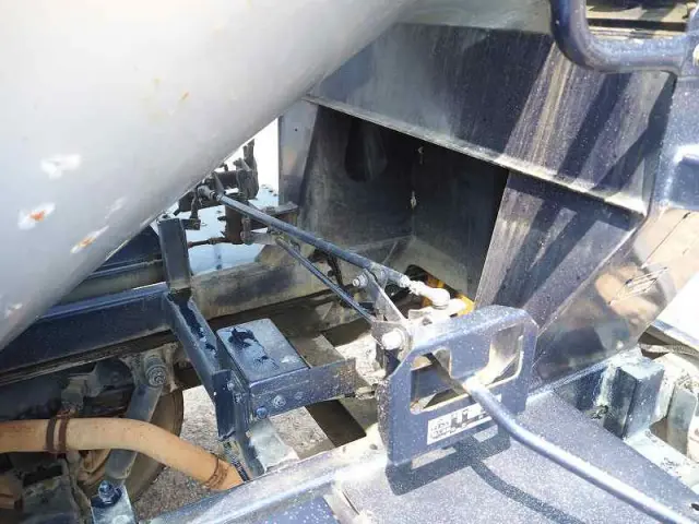 いすゞ エルフ TPG-NKR85N(2WD)の写真31