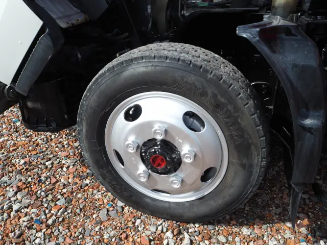 日野 デュトロ BDG-XZU368T(4WD)の写真37