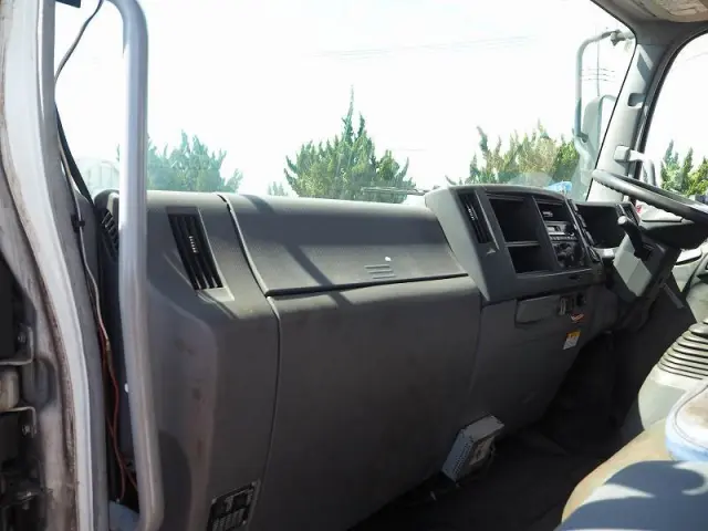 いすゞ フォワード PKG-FRR90S2(2WD)の写真44