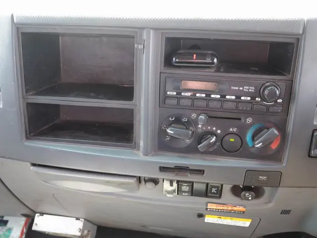 いすゞ フォワード PKG-FRR90S2(2WD)の写真47