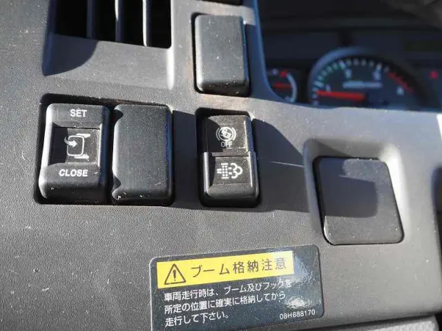 いすゞ フォワード PKG-FRR90S2(2WD)の写真49