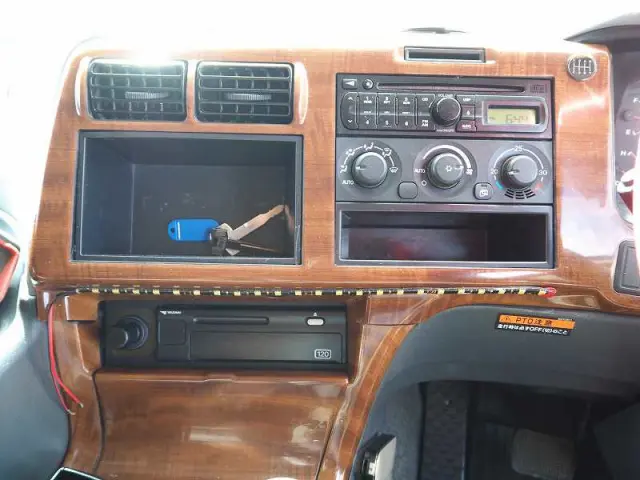 三菱 スーパーグレート QKG-FV50VY(6x4)の写真47