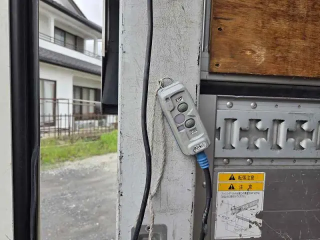 三菱 キャンター TKG-FED90(2WD)の写真13