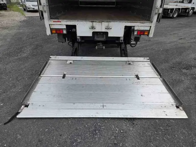 三菱 キャンター TKG-FED90(2WD)の写真15